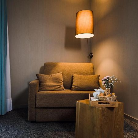 Alysson Hotel Oloron-Sainte-Marie Exteriör bild
