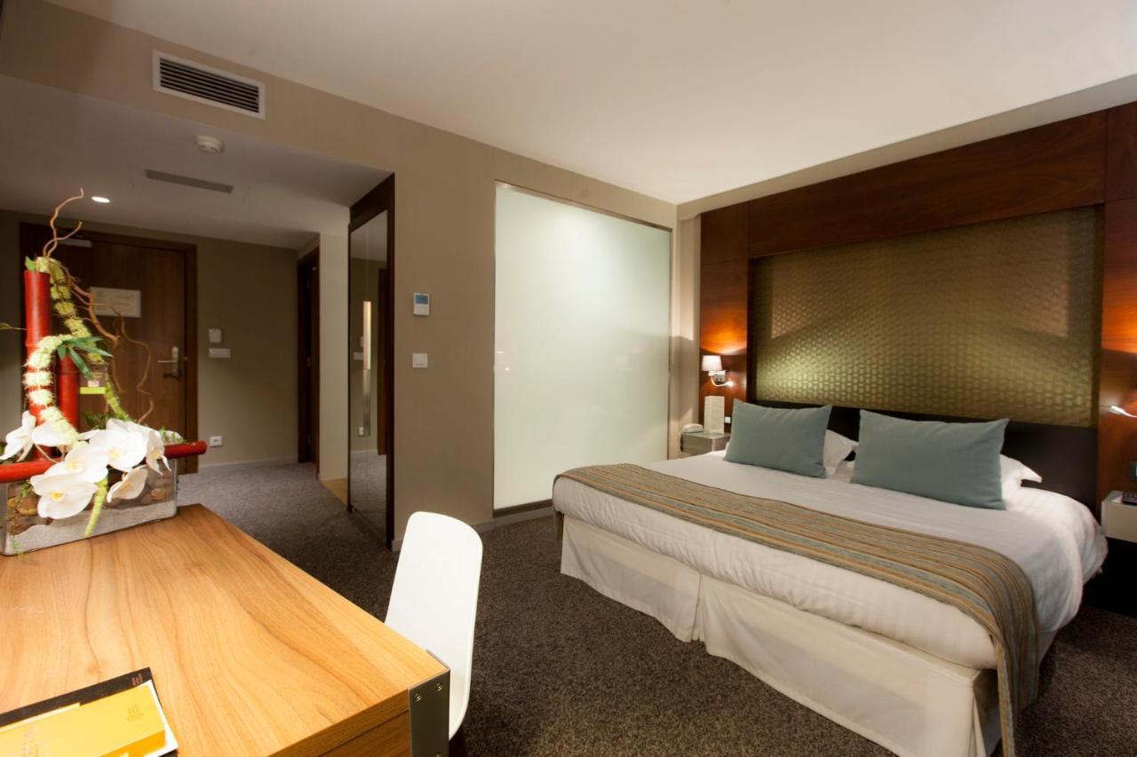 Alysson Hotel Oloron-Sainte-Marie Exteriör bild