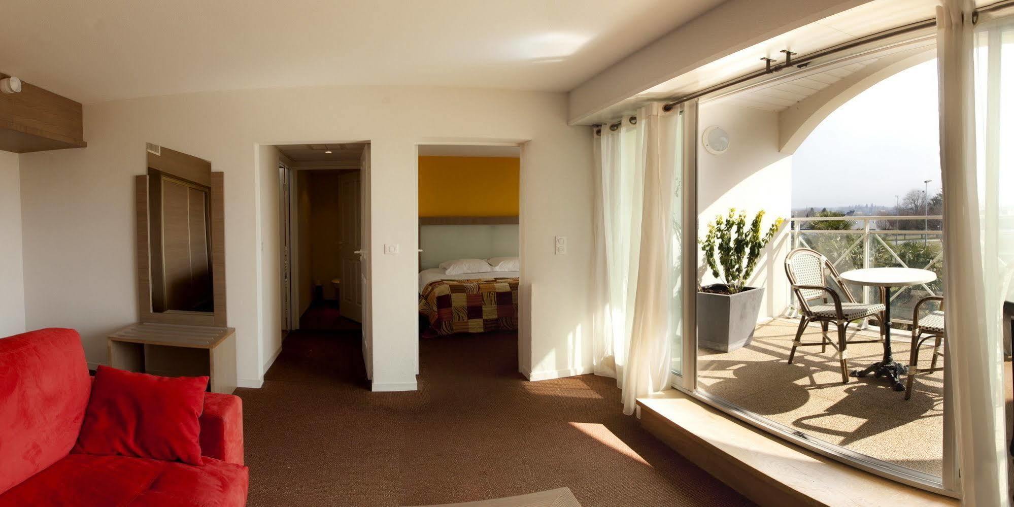 Alysson Hotel Oloron-Sainte-Marie Exteriör bild